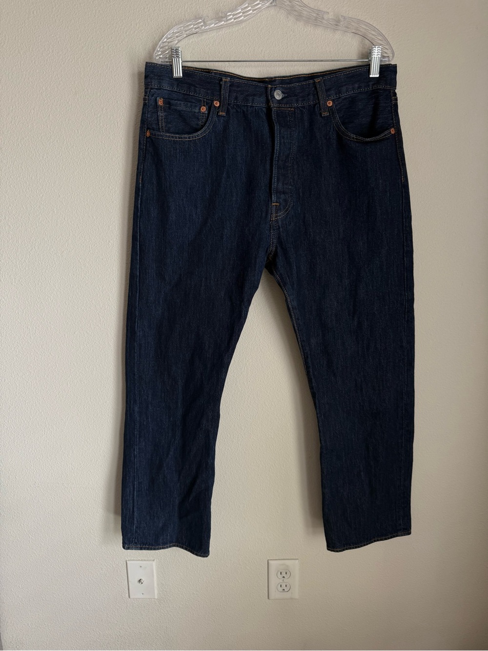 Levi's Straight-Leg Jeans in Dark Indigo W 36 L 29 - Picture 2 of 9